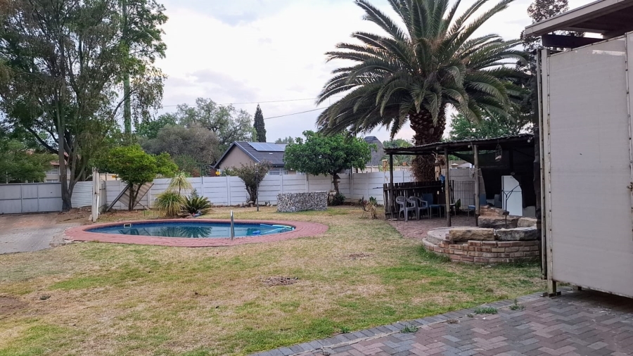 4 Bedroom Property for Sale in Vaalpark Free State